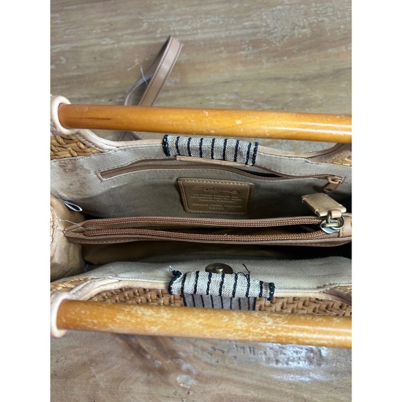 Vintage Fossil Woven Straw Handbag Tan Wood Handle Crossbody Striped 75082 - Picture 3 of 7